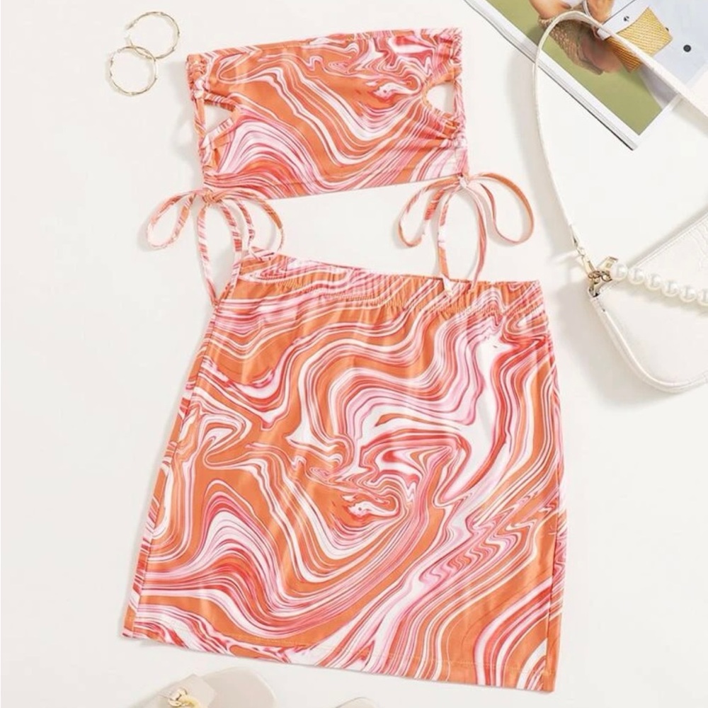 Two piece set